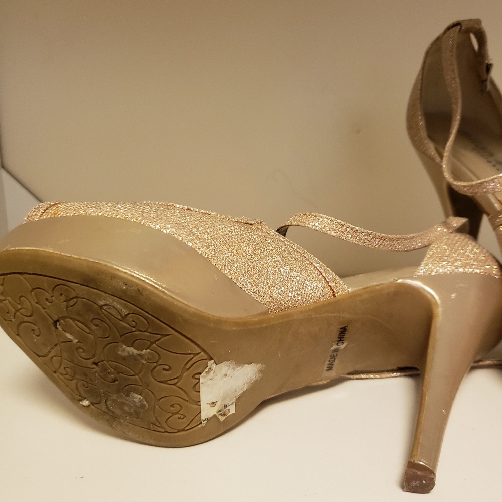Shoes - Picture 7 of 11